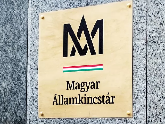 2019.08.09-től benyújthatók a munkába visszatérő szülők támogatási kérelme a Magyar Államkincstárhoz